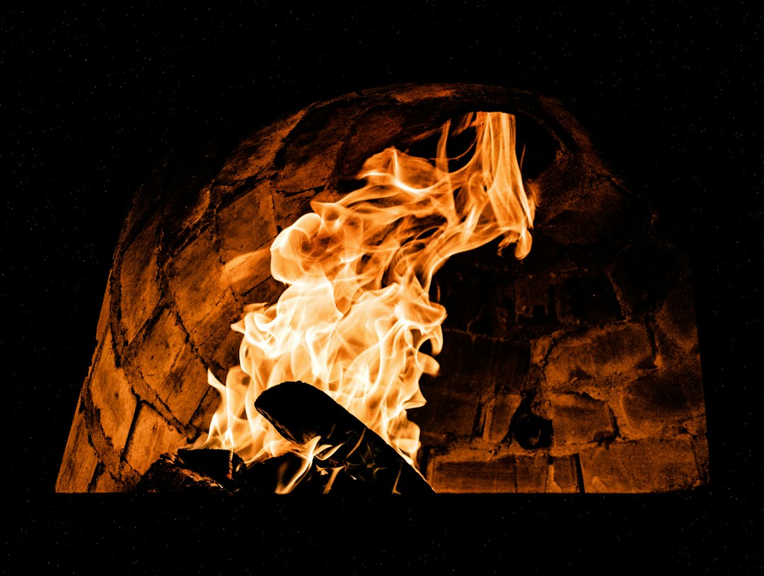 Pyrolyse oven: zo werkt zelfreiniging met hoge hitte